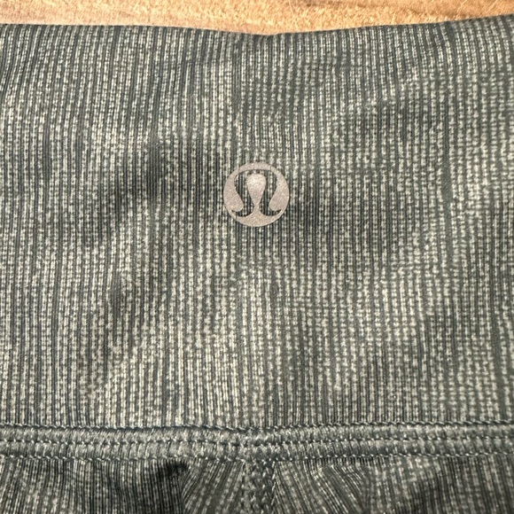 Lululemon Wunder Under Pant - Picture 4 of 6